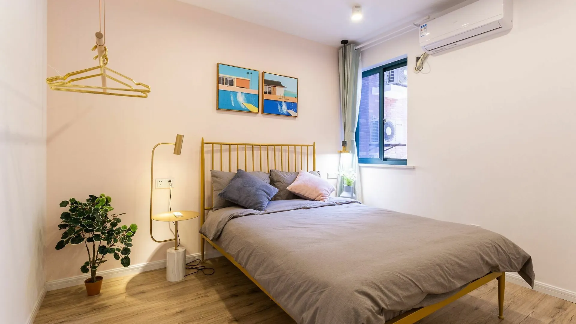 Starhome West Huaihai Road Branch Shanghai 0*,  China